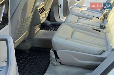 Внедорожник / Кроссовер Audi Q7 2022 в 
