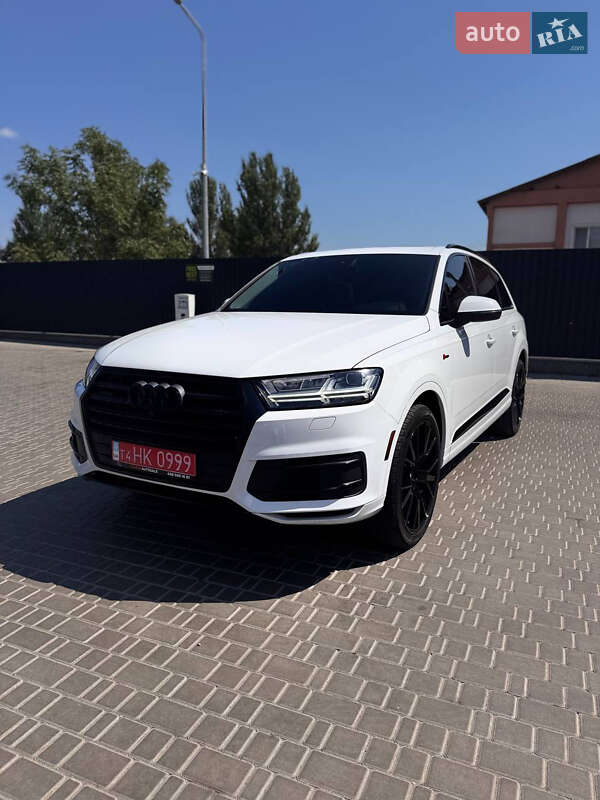 Позашляховик / Кросовер Audi Q7 2017 в Кропивницькому