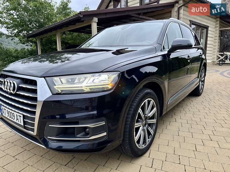 Позашляховик / Кросовер Audi Q7 2017 в Івано-Франківську