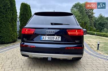 Внедорожник / Кроссовер Audi Q7 2017 в 