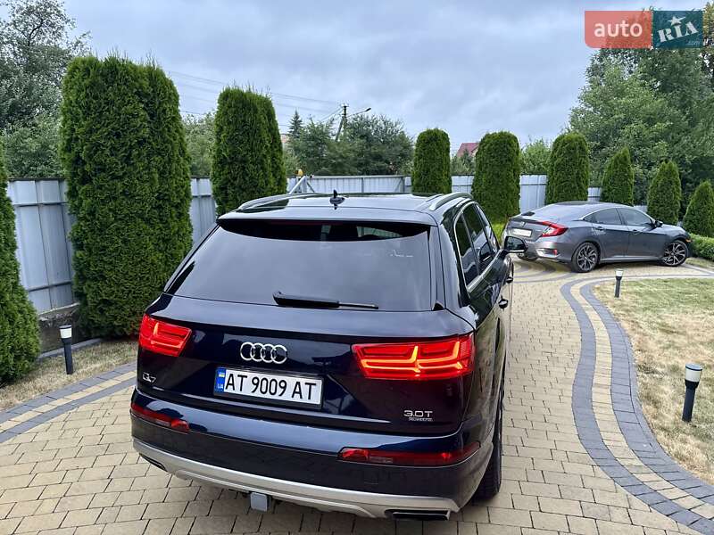 Позашляховик / Кросовер Audi Q7 2017 в Івано-Франківську