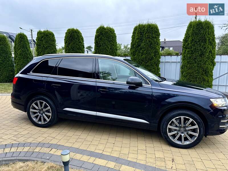 Позашляховик / Кросовер Audi Q7 2017 в Івано-Франківську