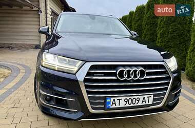 Внедорожник / Кроссовер Audi Q7 2017 в 