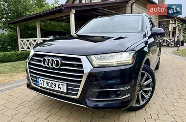 Внедорожник / Кроссовер Audi Q7 2017 в 