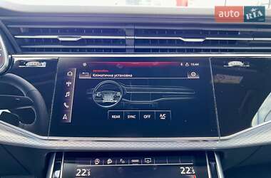 Позашляховик / Кросовер Audi Q7 2025 в 