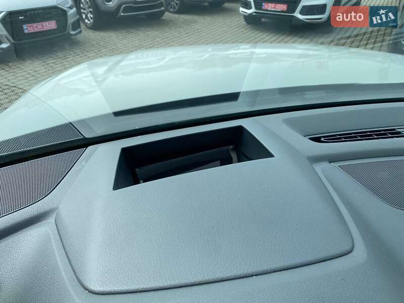 Позашляховик / Кросовер Audi Q7 2016 в Львові