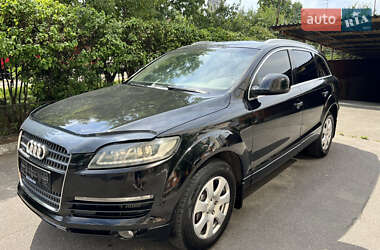 Позашляховик / Кросовер Audi Q7 2007 в 