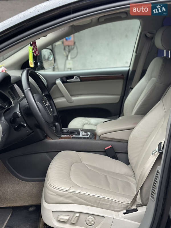 Позашляховик / Кросовер Audi Q7 2007 в Хмельницькому