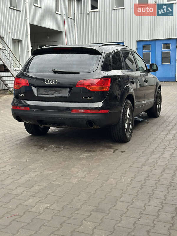 Позашляховик / Кросовер Audi Q7 2007 в Хмельницькому