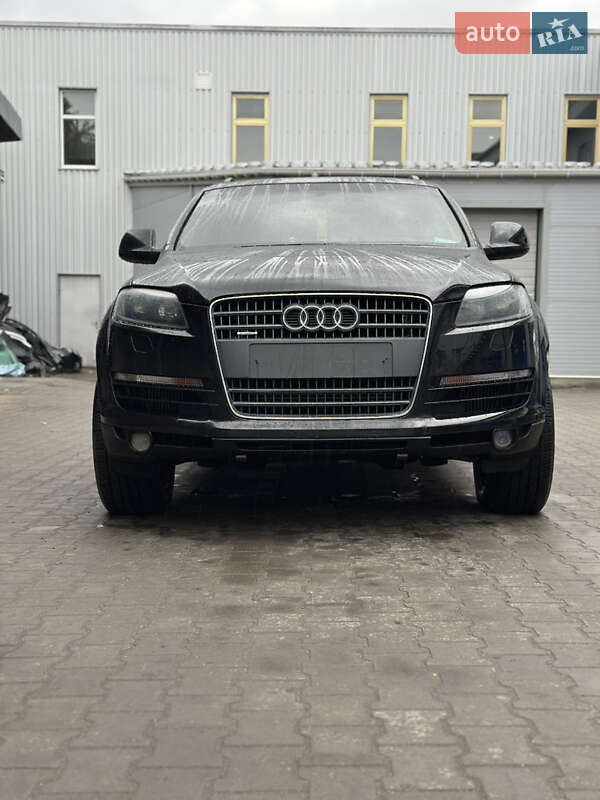 Позашляховик / Кросовер Audi Q7 2007 в Хмельницькому