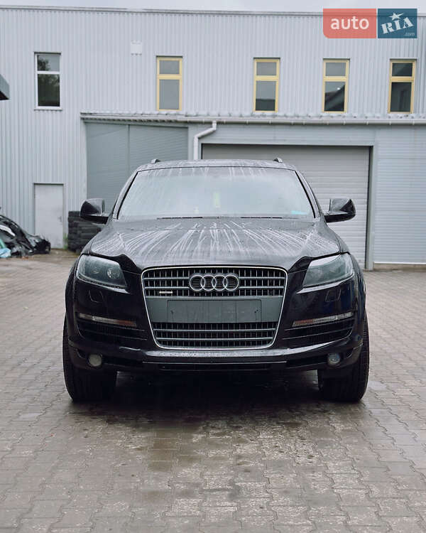 Позашляховик / Кросовер Audi Q7 2007 в Хмельницькому