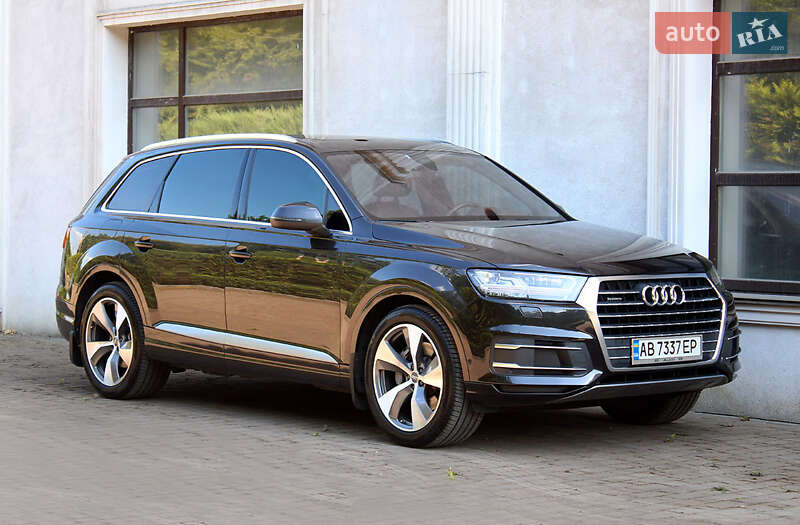 Позашляховик / Кросовер Audi Q7 2016 в Вінниці