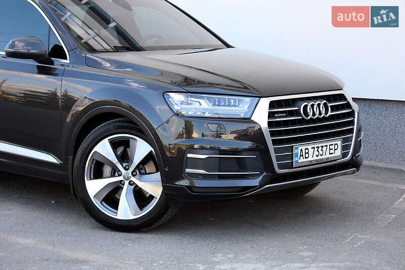 Позашляховик / Кросовер Audi Q7 2016 в Вінниці