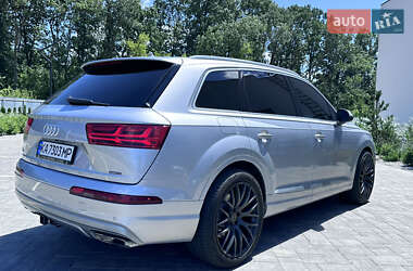 Внедорожник / Кроссовер Audi Q7 2017 в 