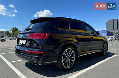Позашляховик / Кросовер Audi Q7 2018 в Києві