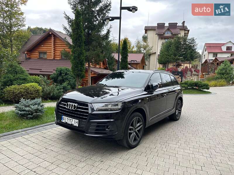 Позашляховик / Кросовер Audi Q7 2018 в Києві