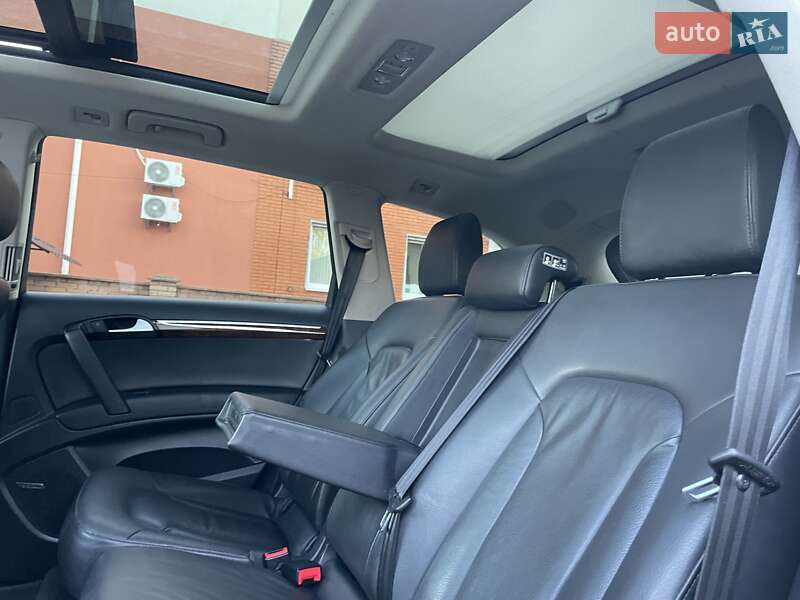 Внедорожник / Кроссовер Audi Q7 2014 в Виннице