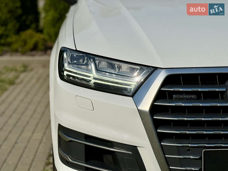 Позашляховик / Кросовер Audi Q7 2018 в Харкові