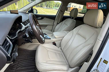 Внедорожник / Кроссовер Audi Q7 2018 в 