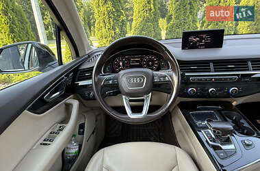 Внедорожник / Кроссовер Audi Q7 2018 в 
