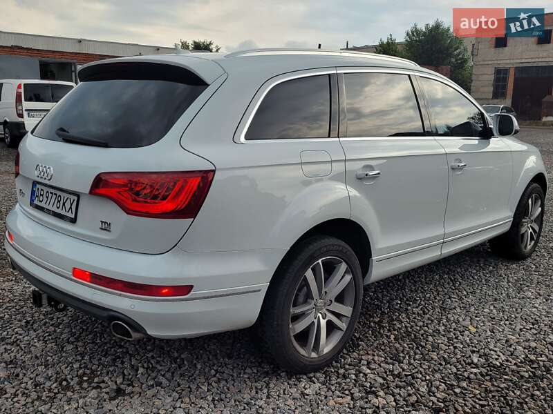 Внедорожник / Кроссовер Audi Q7 2012 в 
