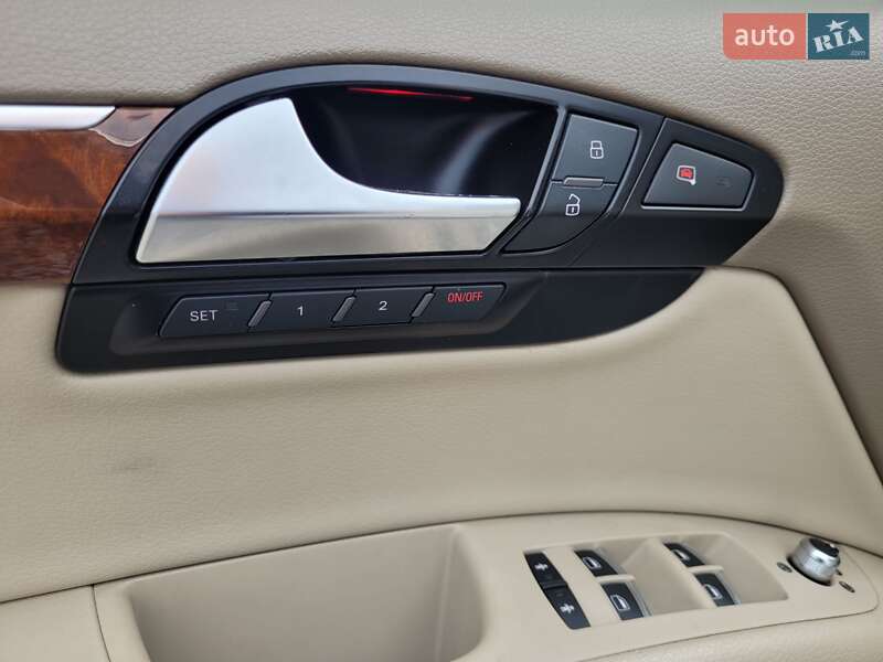 Внедорожник / Кроссовер Audi Q7 2012 в Виннице