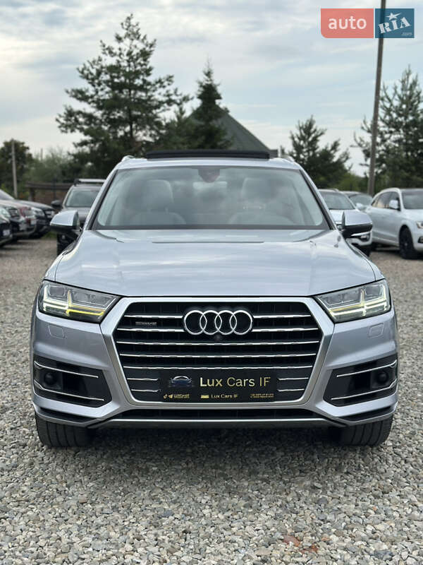 Позашляховик / Кросовер Audi Q7 2016 в Івано-Франківську