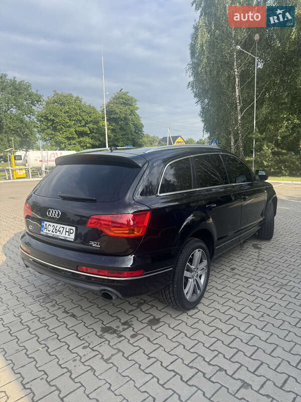 Внедорожник / Кроссовер Audi Q7 2013 в Луцке