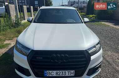 Позашляховик / Кросовер Audi Q7 2016 в 