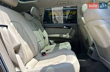 Внедорожник / Кроссовер Audi Q7 2009 в 