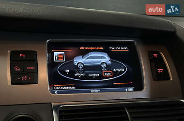 Позашляховик / Кросовер Audi Q7 2013 в 