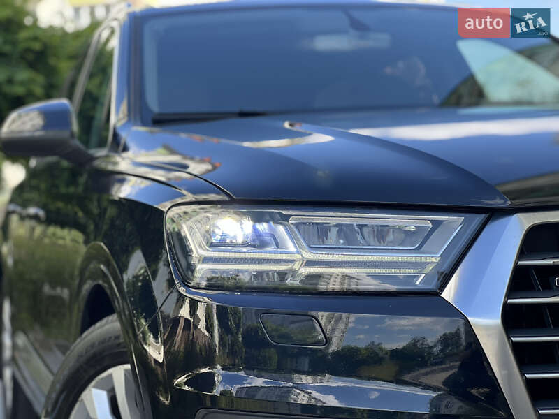Позашляховик / Кросовер Audi Q7 2016 в Івано-Франківську