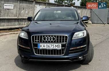 Внедорожник / Кроссовер Audi Q7 2013 в 