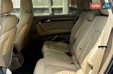 Внедорожник / Кроссовер Audi Q7 2013 в 