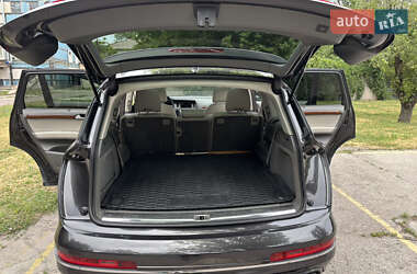 Внедорожник / Кроссовер Audi Q7 2014 в 