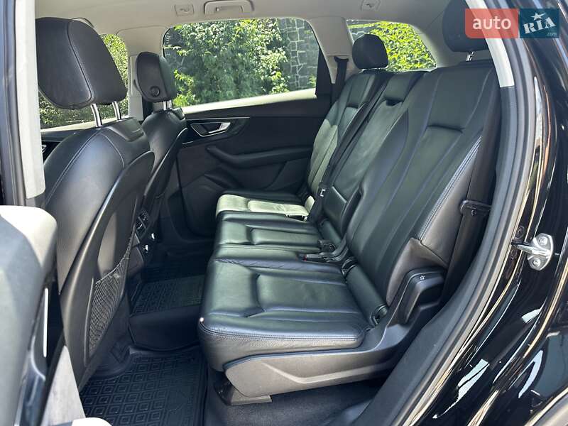 Позашляховик / Кросовер Audi Q7 2015 в Хмельницькому