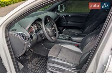 Позашляховик / Кросовер Audi Q7 2011 в 