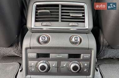 Позашляховик / Кросовер Audi Q7 2011 в 