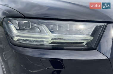 Позашляховик / Кросовер Audi Q7 2019 в 