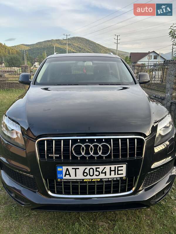 Внедорожник / Кроссовер Audi Q7 2012 в 