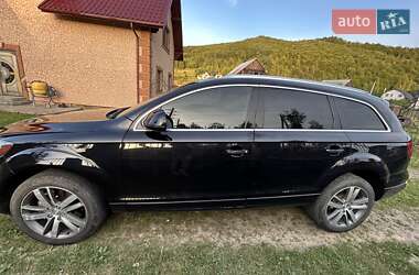 Внедорожник / Кроссовер Audi Q7 2012 в 