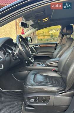 Внедорожник / Кроссовер Audi Q7 2012 в 