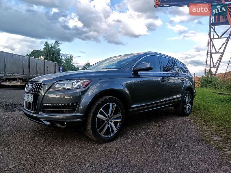 Позашляховик / Кросовер Audi Q7 2013 в Тячеві
