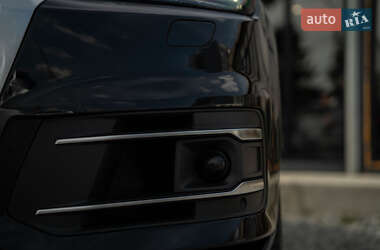 Внедорожник / Кроссовер Audi Q7 2016 в 