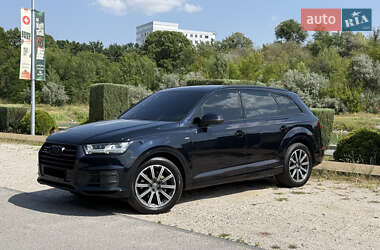 Внедорожник / Кроссовер Audi Q7 2016 в Днепре