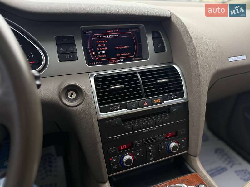 Позашляховик / Кросовер Audi Q7 2007 в Києві