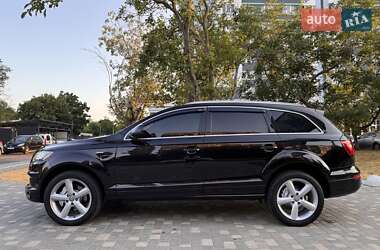Внедорожник / Кроссовер Audi Q7 2011 в 