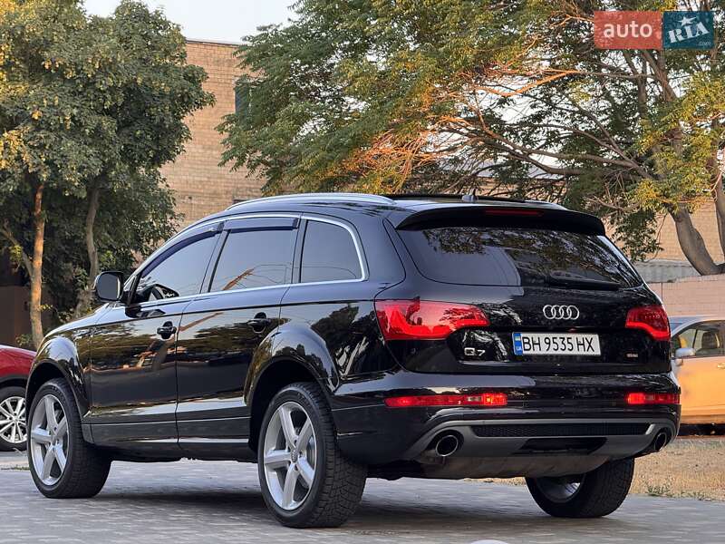 Внедорожник / Кроссовер Audi Q7 2011 в Одессе