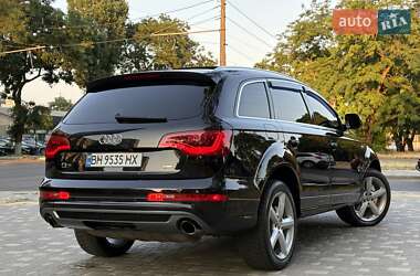 Внедорожник / Кроссовер Audi Q7 2011 в 