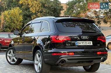 Внедорожник / Кроссовер Audi Q7 2011 в 